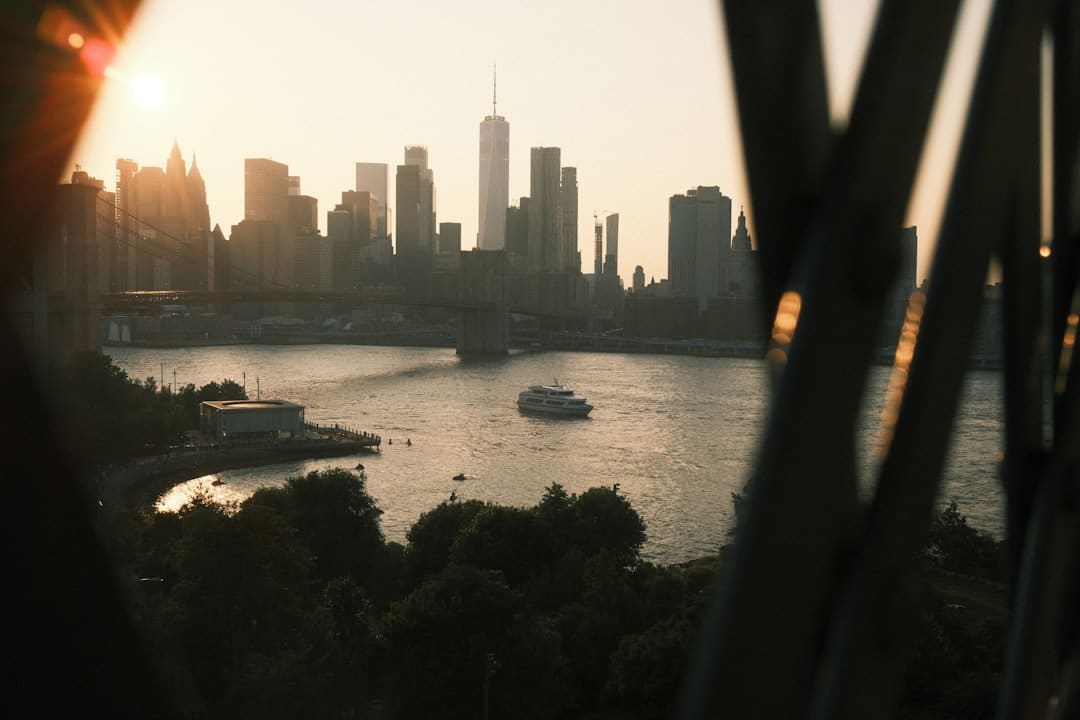 十六位美团骑手受邀观礼阅兵,美团员工代表参加受阅方队